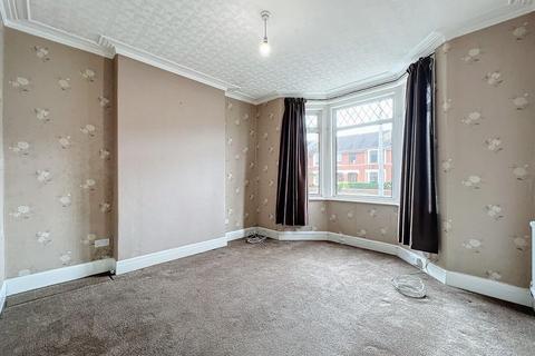 3 bedroom end of terrace house for sale, Caerphilly Road, Heath, Cardiff