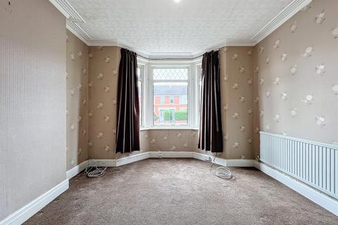 3 bedroom end of terrace house for sale, Caerphilly Road, Heath, Cardiff