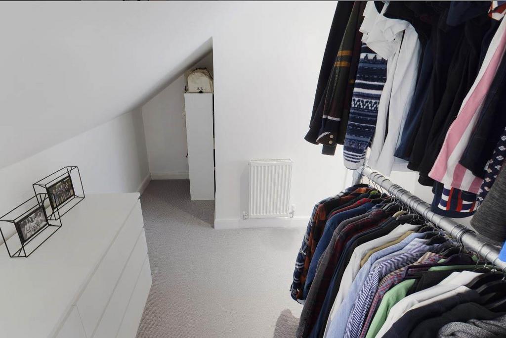 Master Dresser