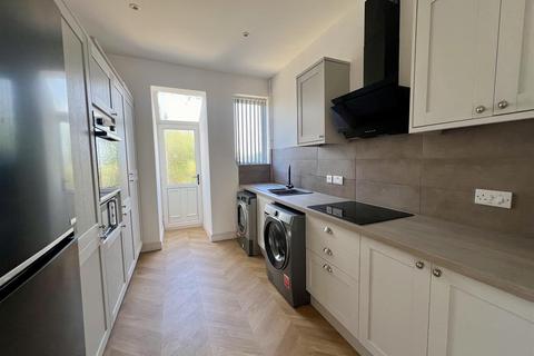 4 bedroom end of terrace house for sale, Hawthorne Avenue, Uplands, Swansea