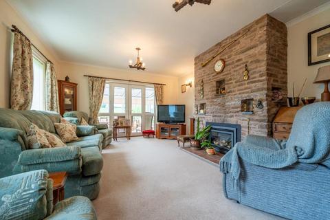 4 bedroom detached bungalow for sale, Wyson, Brimfield, Ludlow