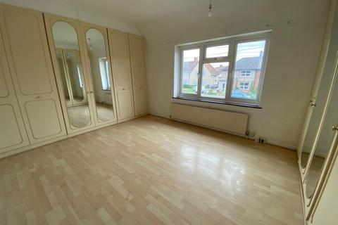 2 bedroom terraced house for sale, Longbridge Road, Dagenham