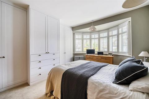 8 Follyfield Road, Banstead, SM7 2LA