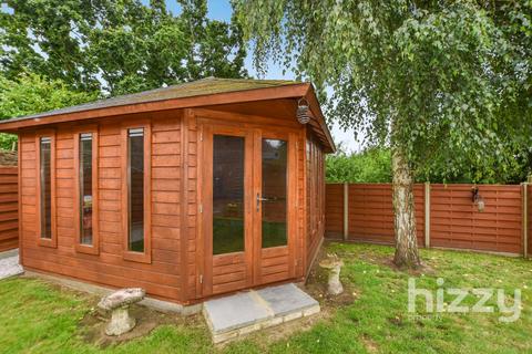 16 Shearman Road, Hadleigh, Ipswich, IP7 5JW