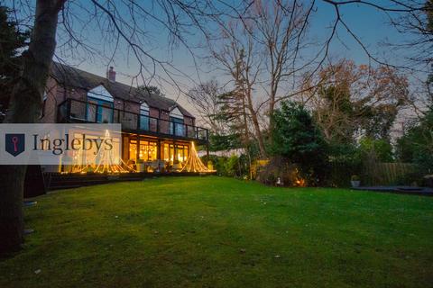 3 bedroom detached house for sale, Victoria Road, Saltburn-By-The-Sea