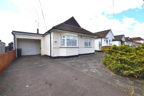 4 bedroom chalet for sale, Scrub Lane, Benfleet