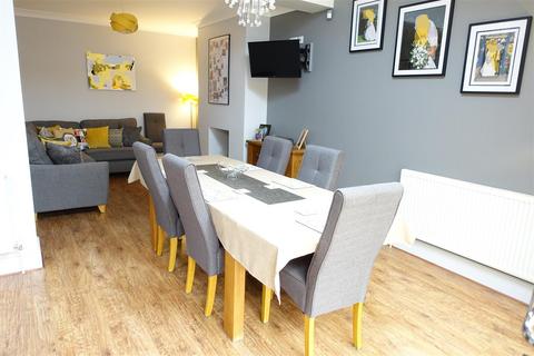 22 Crabgate Drive, Skellow, Doncaster, DN6 8LD