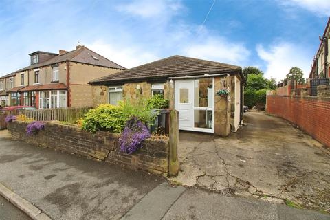 2 bedroom detached bungalow for sale, Oakdale Avenue, Bradford BD6