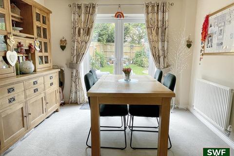 4 bedroom detached house for sale, Williams Crescent, Shifnal