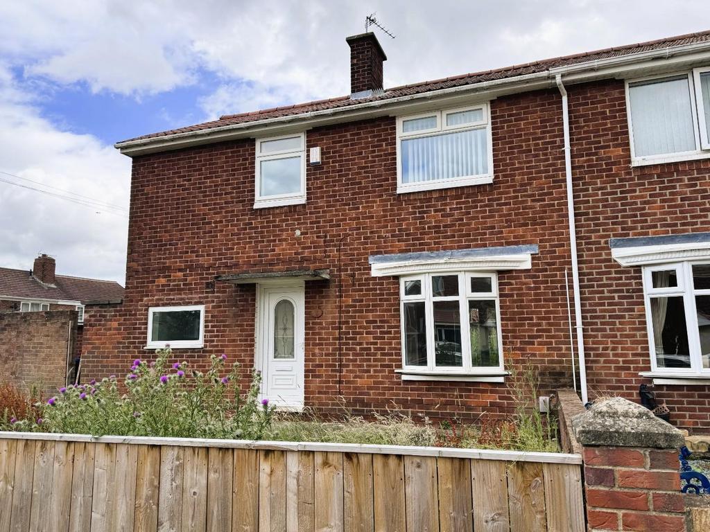 Corsham Walk, Middlesbrough 3 bed house to rent £750 pcm (£173 pw)