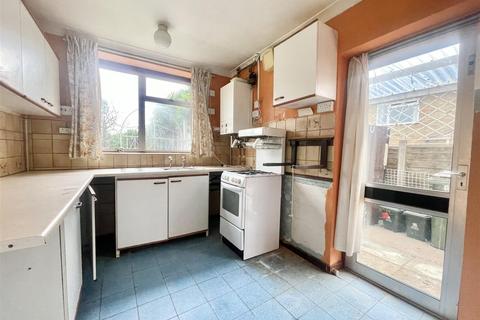 3 bedroom semi-detached house for sale, Brookside Drive, Oadby LE2