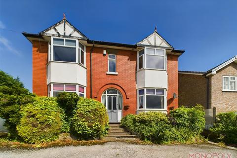 4 bedroom detached house for sale, Heol Maelor, Coedpoeth, Wrexham