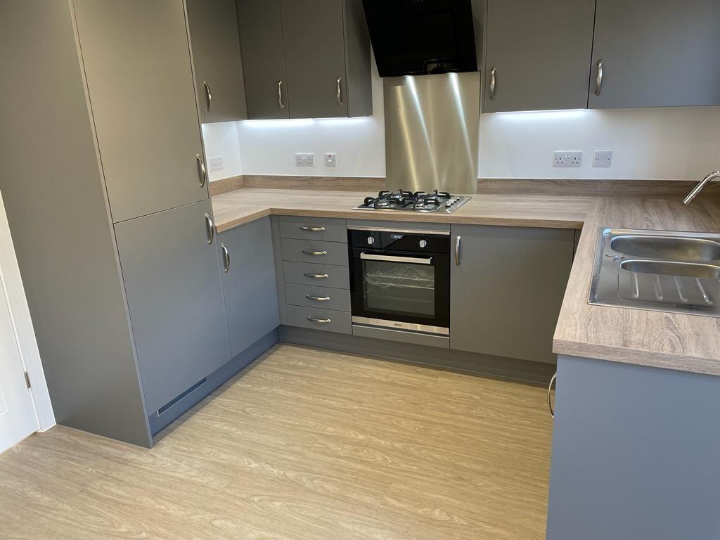 Kitchen 1.jpg