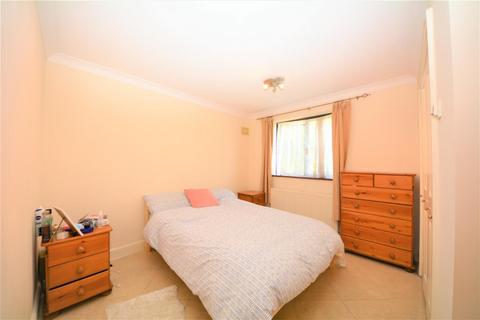 1 bedroom flat to rent, Lydford Road, London