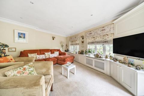 2 bedroom house for sale, Little Common, Stanmore HA7