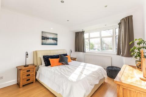 1 bedroom flat for sale, Lowther Road, Stanmore HA7