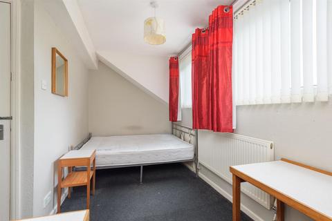 11 Bates Street, Sheffield, S10 1NP