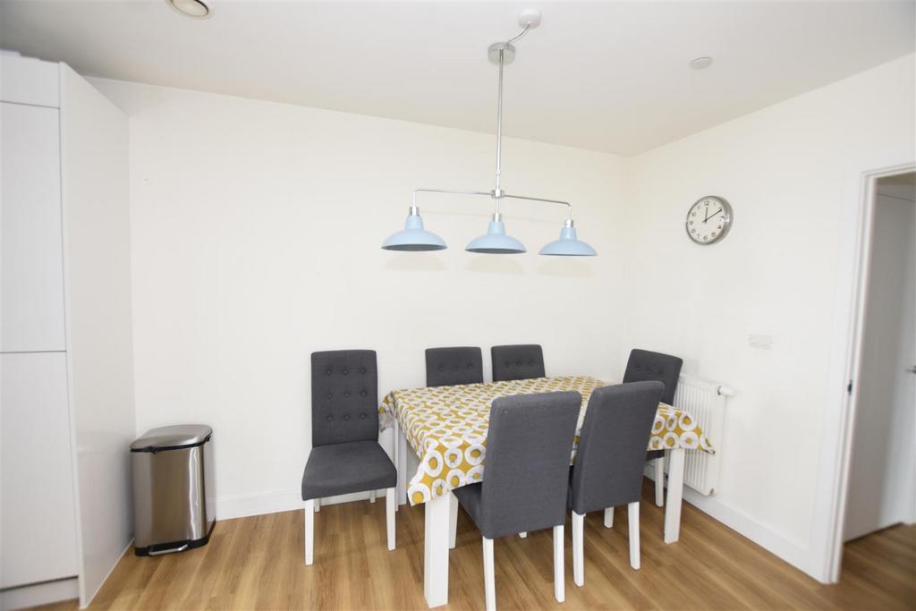 Dining area.JPG