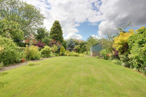 5 bedroom detached house for sale, Harland Way, Cottingham