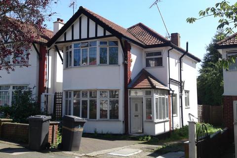 4 bedroom maisonette to rent, Hendale Avenue, Hendon, London, NW4