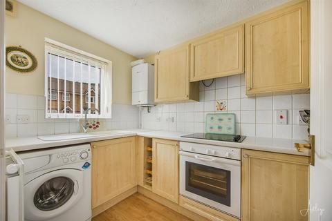 2 bedroom end of terrace house for sale, Drumfields, Cadoxton, Neath