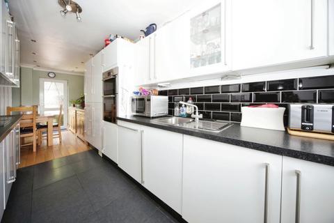 3 bedroom house for sale, Stanstead Crescent, Brighton