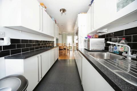 3 bedroom house for sale, Stanstead Crescent, Brighton