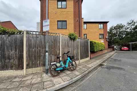 1 bedroom flat for sale, Major Close, Brixton SW9