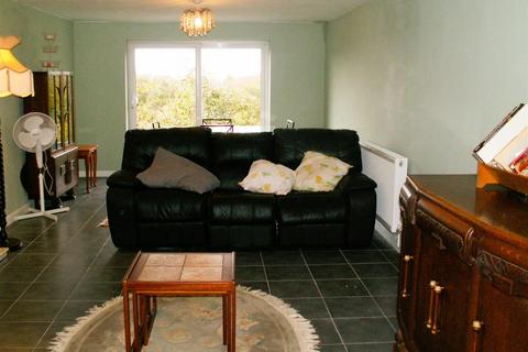 3 bedroom detached bungalow for sale, Cynheidre, Llanelli