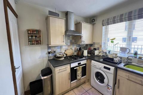 2 bedroom semi-detached house for sale, Kinver Street, Wordsley, DY8 5AA