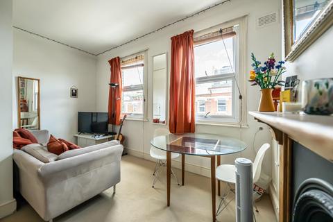 1 bedroom flat to rent, Askew Road, Shepherds Bush, London