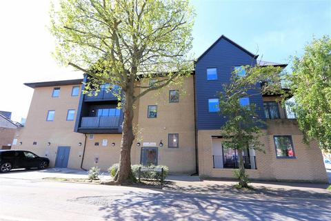 1 bedroom flat to rent, Revival Court, Epping