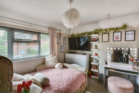 34 Alderton Road, Nottingham, NG5 6DX