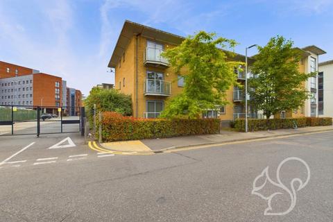2 bedroom apartment to rent, Hawkins Road, Colchester
