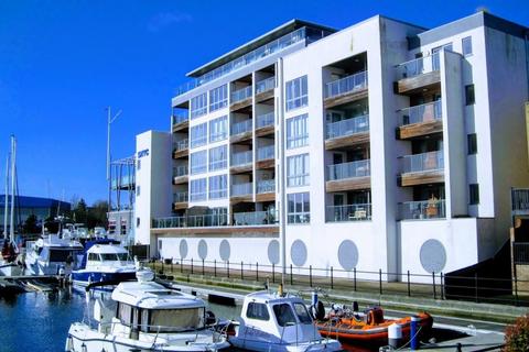 3 bedroom flat for sale, Harbour Quay, Eastbourne BN23