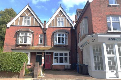 2 bedroom flat to rent, High Street, Harrow on the Hill