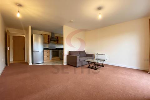 2 bedroom flat to rent, Birkby Close, Leicester LE5