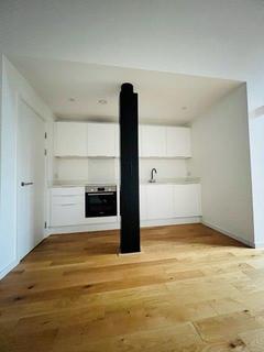 2 bedroom flat to rent, Elisabeth Gardens, Stockport SK5