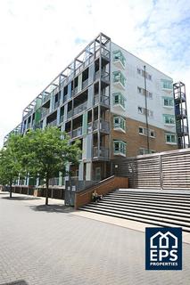 2 bedroom apartment to rent, Warren Close, CB2