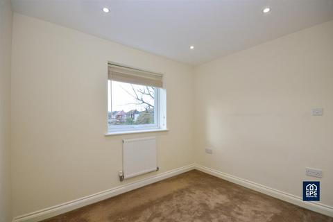 2 bedroom end of terrace house to rent, Kings Hedges Road, Cambridge