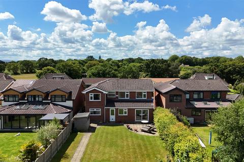 4 bedroom detached house for sale, Foxcover Road, Heswall