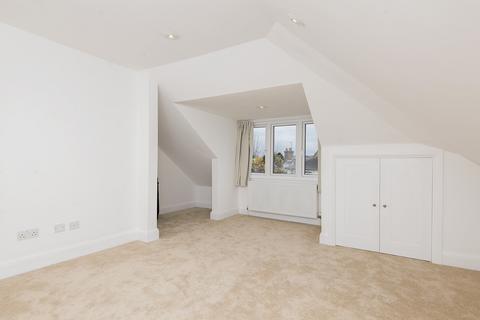 4 bedroom house to rent, Trinity Road, Wimbledon, SW19