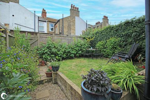 4 bedroom terraced house for sale, Approach Road, Broadstairs