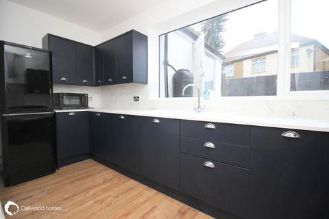 3 bedroom semi-detached house for sale, Park Road, Ramsgate