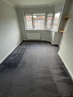 2 bedroom maisonette for sale, Downbank Avenue, Bexleyheath DA7