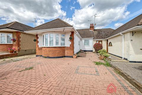 2 bedroom semi-detached bungalow for sale, Flamboro Close, Leigh on sea, SS9