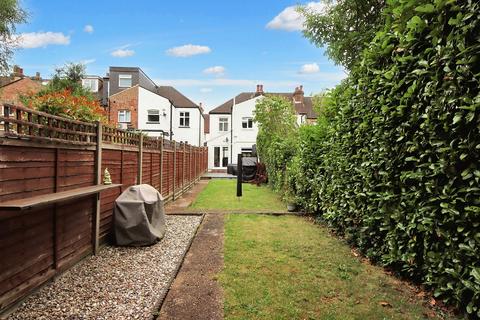 21 Titian Avenue, Bushey Heath, Bushey, WD23 4GB