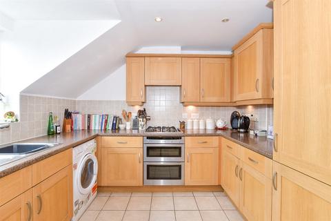 2 bedroom flat for sale, Glebe Lane, Barming, Maidstone, Kent