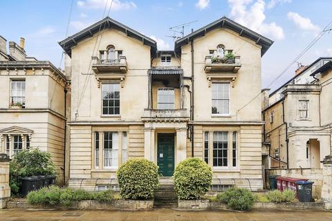 1 bedroom flat for sale, Reading,  Berkshire,  RG1