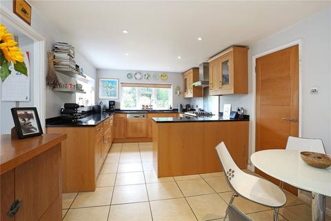 5 bedroom detached house for sale, Upper Hale Road, Farnham, Surrey, GU9